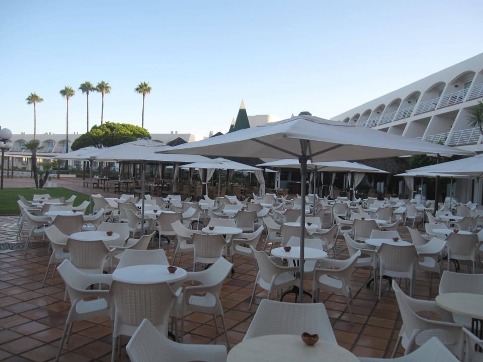 Bar außen Iberostar Waves Royal Andalus