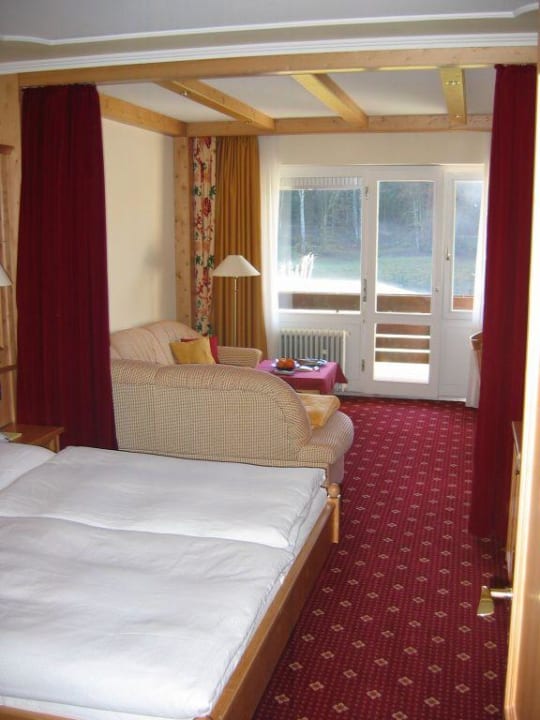 Zimmerausschnitt Alm- & Wellnesshotel Alpenhof