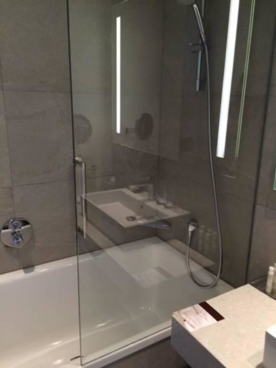 Łazienka DoubleTree by Hilton Hotel Wroclaw