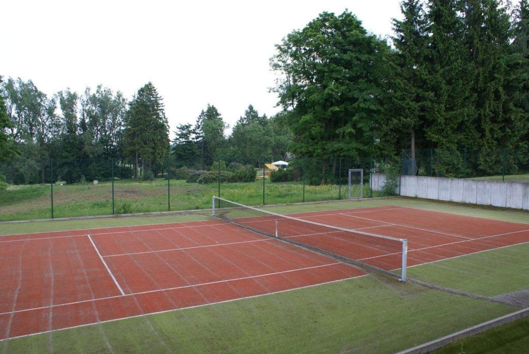 Tennisplatz außen Hotel Harzhaus