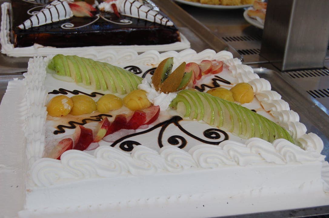 Torte vor der "Schlacht" Turquoise Hotel