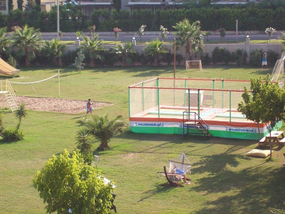 Teil der Gartenanlage Hane Family Resort