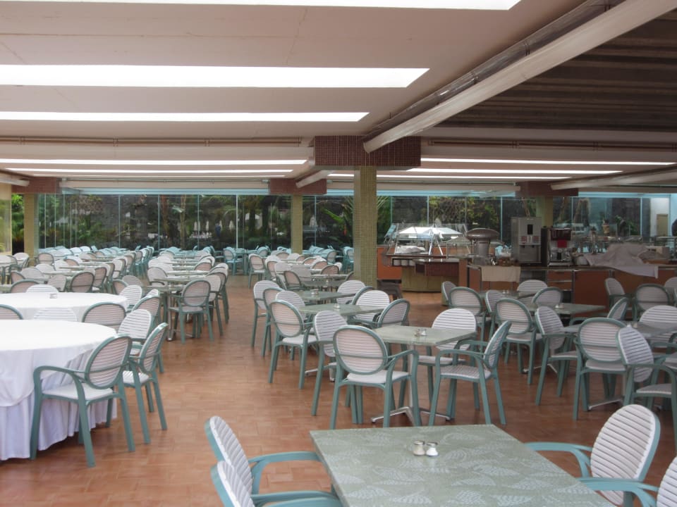 Restaurant-Sitzbereich außen Hotel Costa Calero