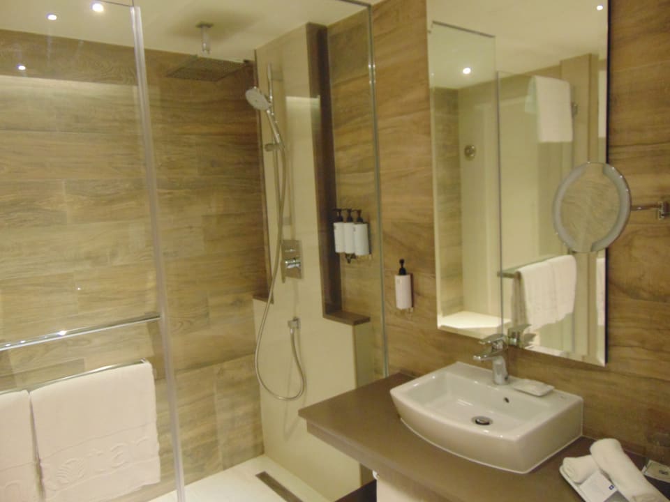 Zimmer Fujairah Rotana Resort & Spa