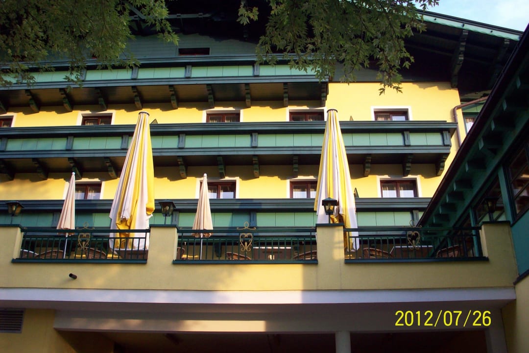 Rückansicht mit Terrasse Ferienhotel Elisabeth