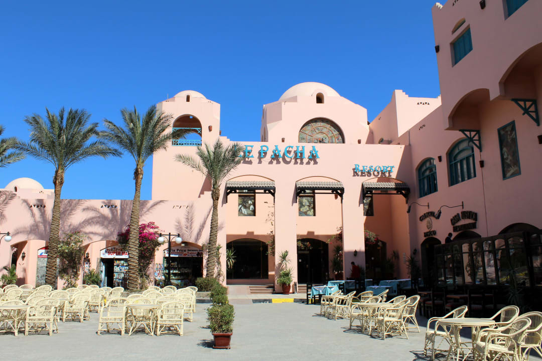 Внешний вид Hotel Le Pacha Beach Resort