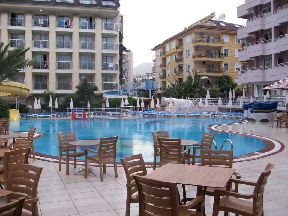 Der Pool Hotel Kahya