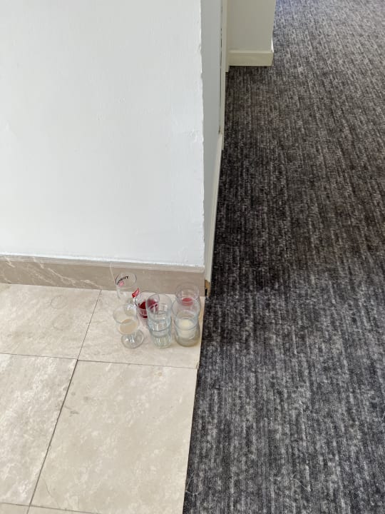 Sonstiges Well Palace Side