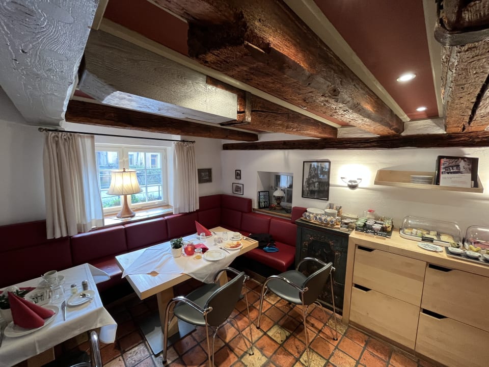 Gastro Hotel Schiefes Haus