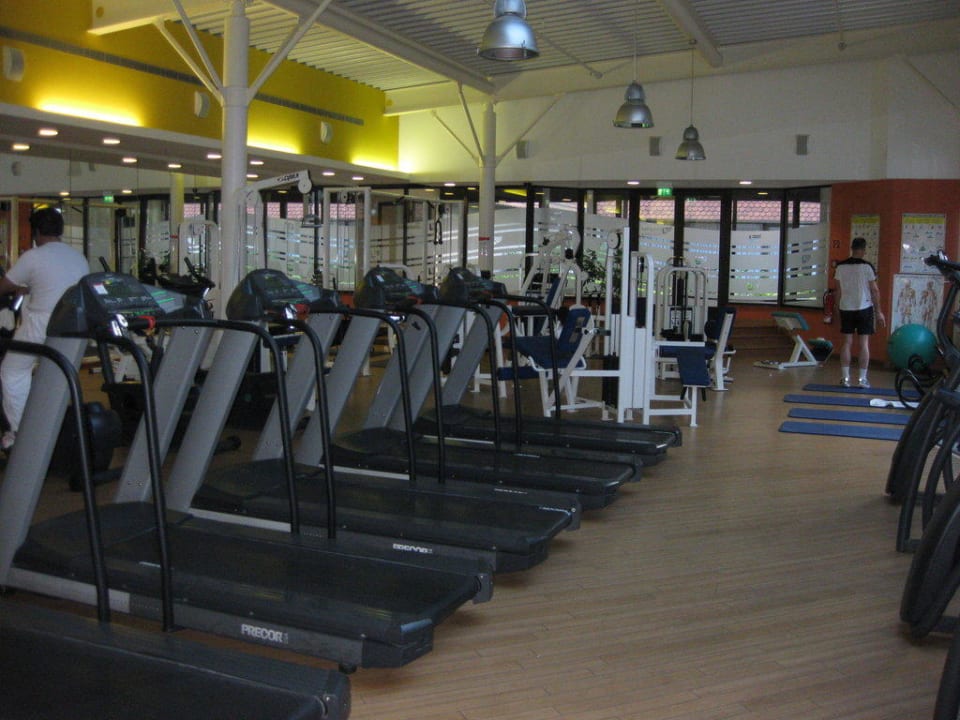Fitnessraum Hilton Dresden