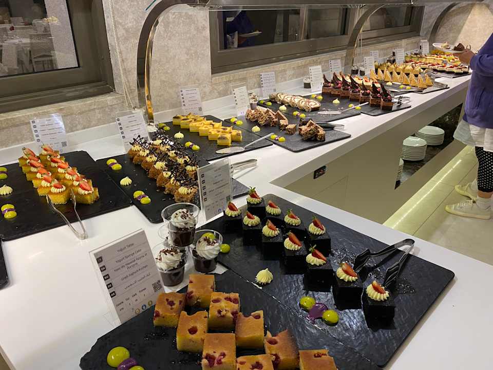 Gastro Emre Beach & Emre Hotel