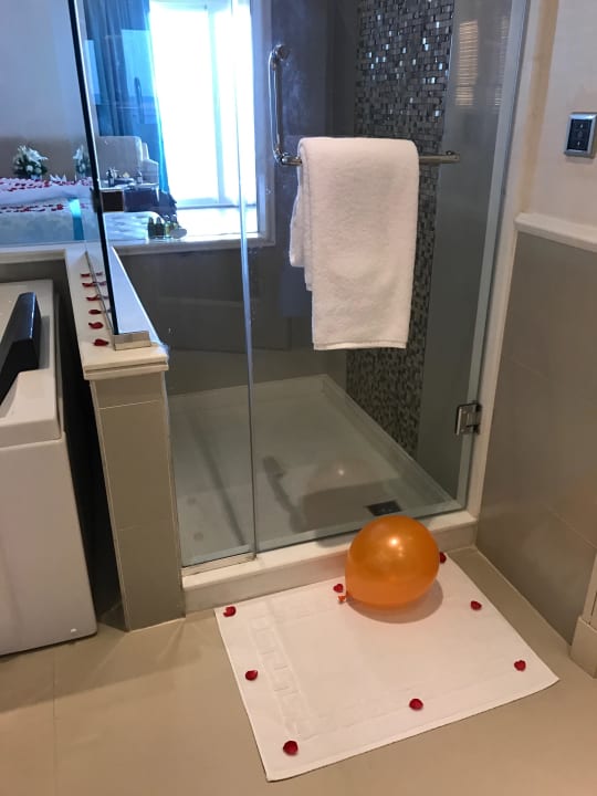 Honeymoon Premier Le Reve Hotel & Spa