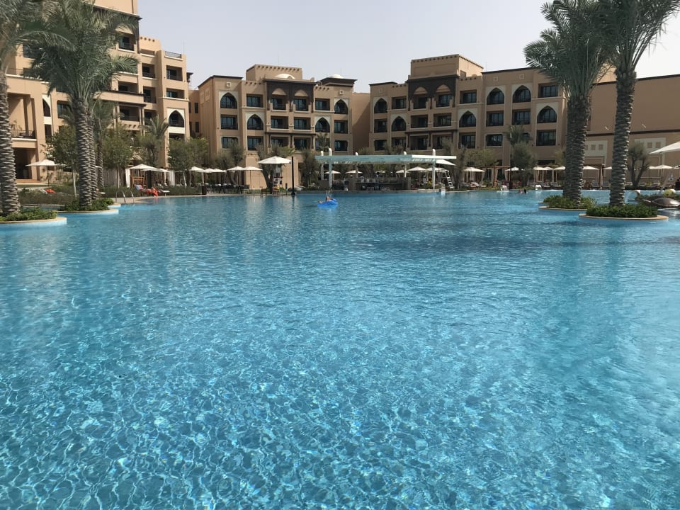 Pool Saadiyat Rotana Resort &  Villas