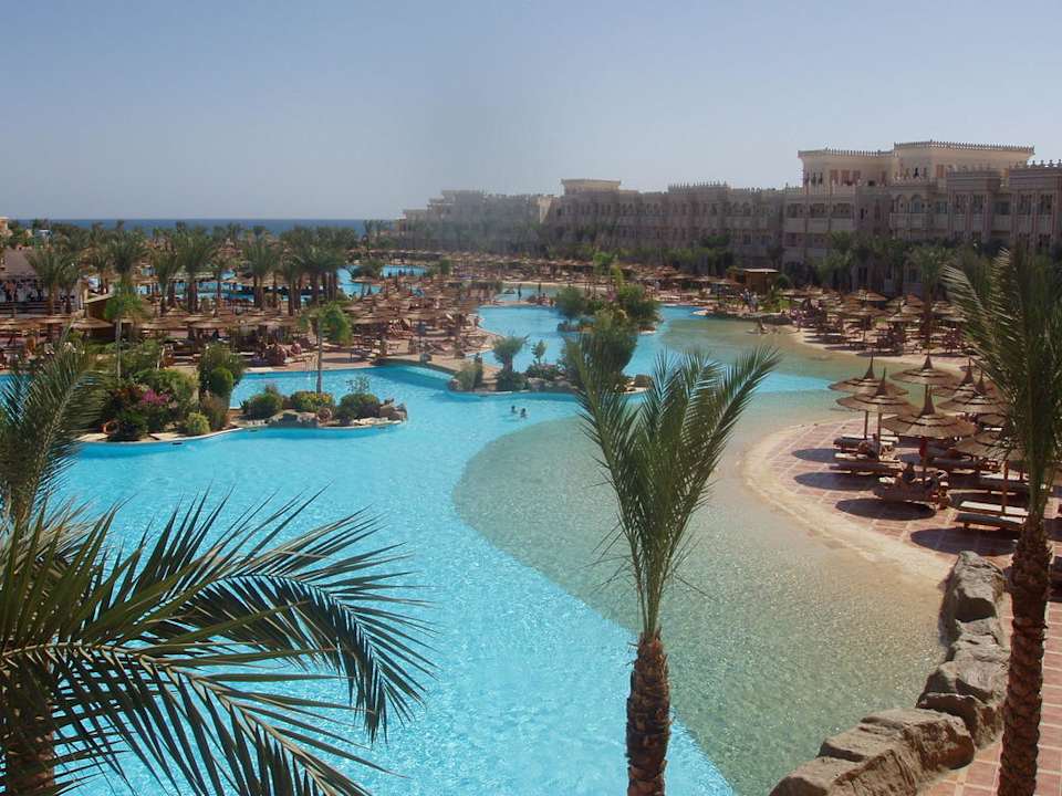 Poolanlage Pickalbatros Palace Resort