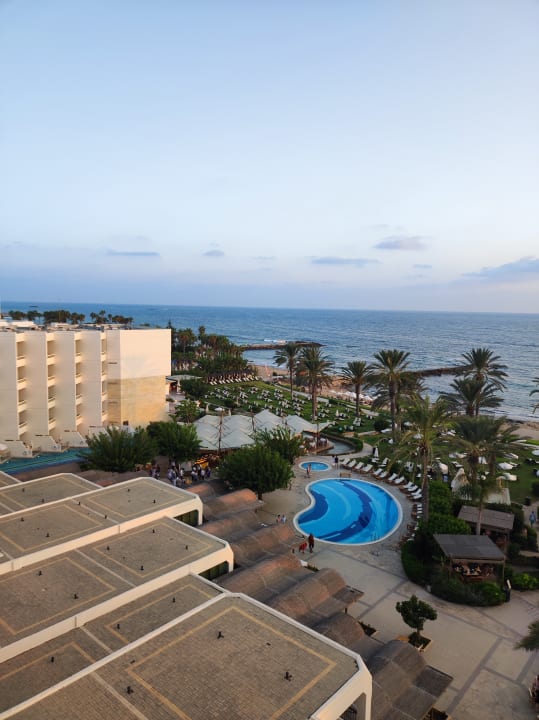 Ausblick Constantinou Bros Athena Beach Hotel