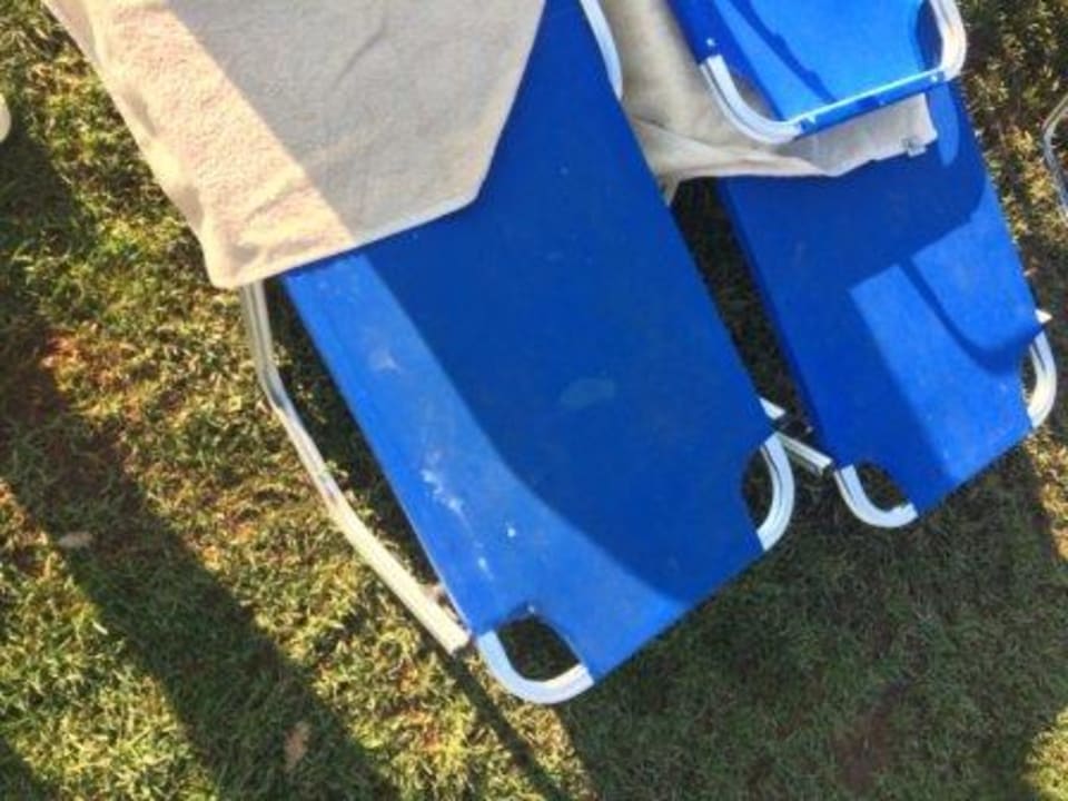 Verdreckte Liegen Fodele Beach & Water Park Holiday Resort