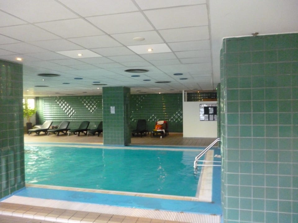 Basen Danubius Hotel Arena