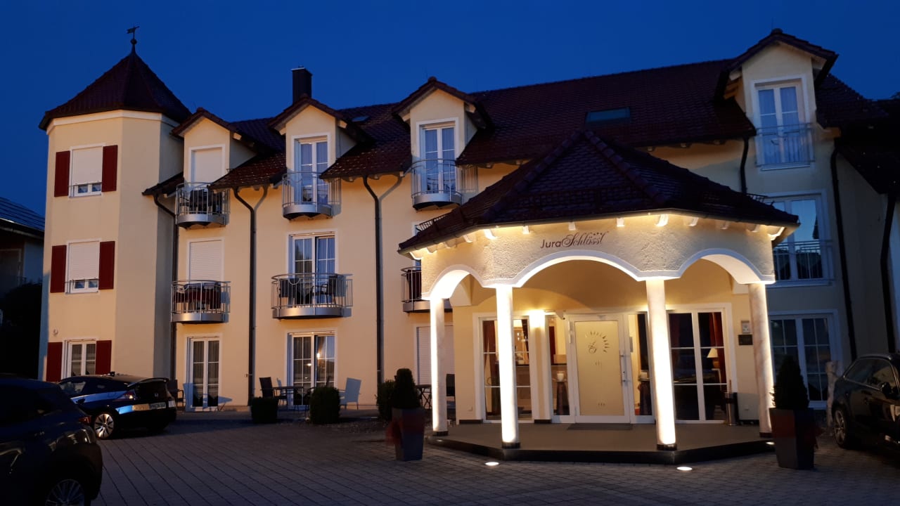 Außenansicht Landhotel Zur Jurahöhe / Juraschlössl