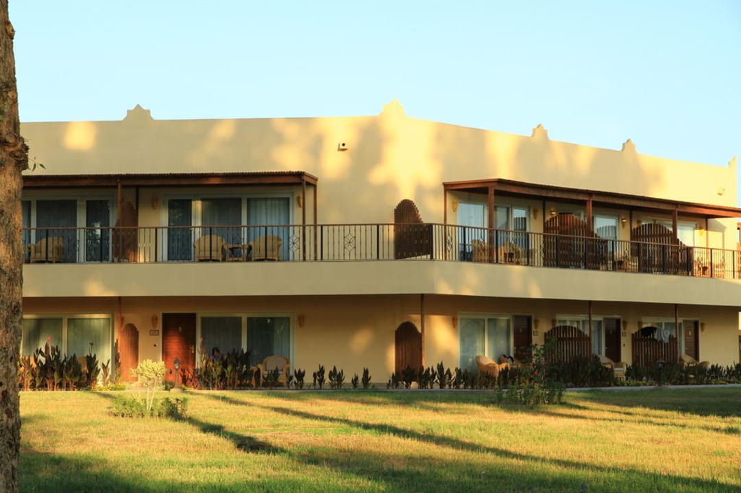 Teil der neuen Bungalows Jolie Ville Kings Island Luxor