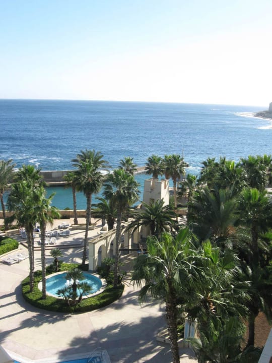 Whirlpool Hilton Malta