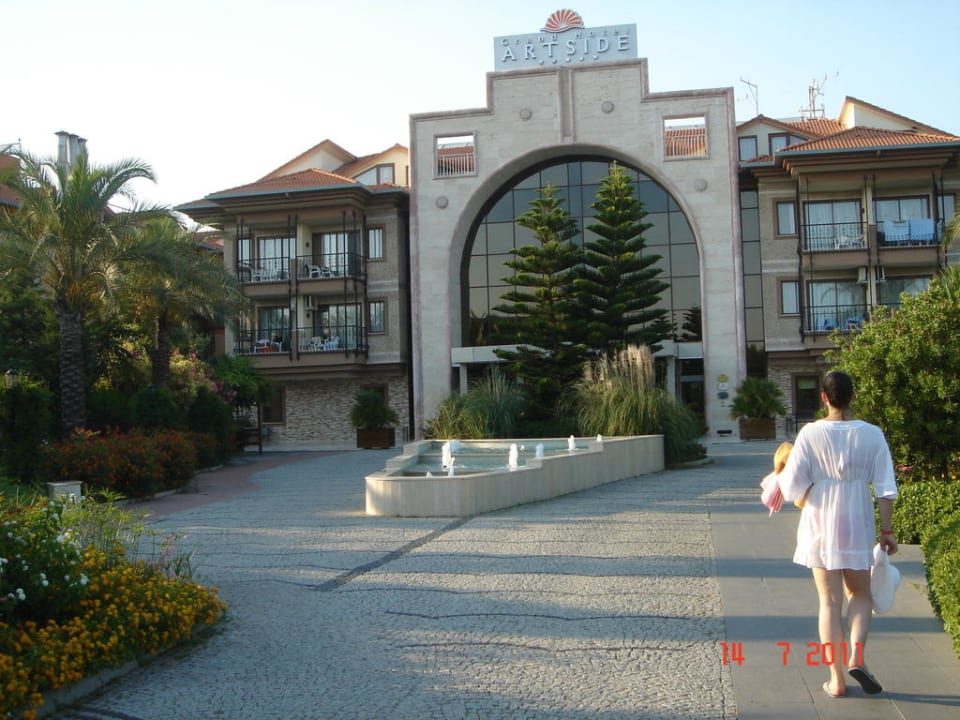 Eingang Adalya ArtSide