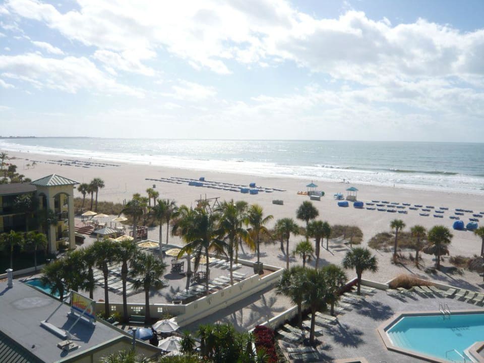 Blick vom Balkon Sirata Beach Resort