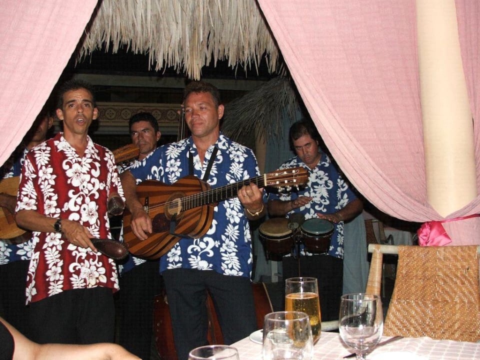 Eine kubanische Band Hotel Playa Pesquero