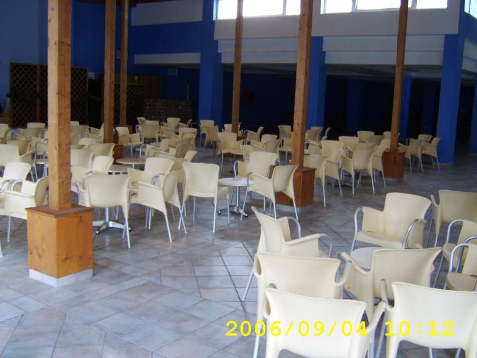 Showhalle Apartamentos LIVVO Morromar