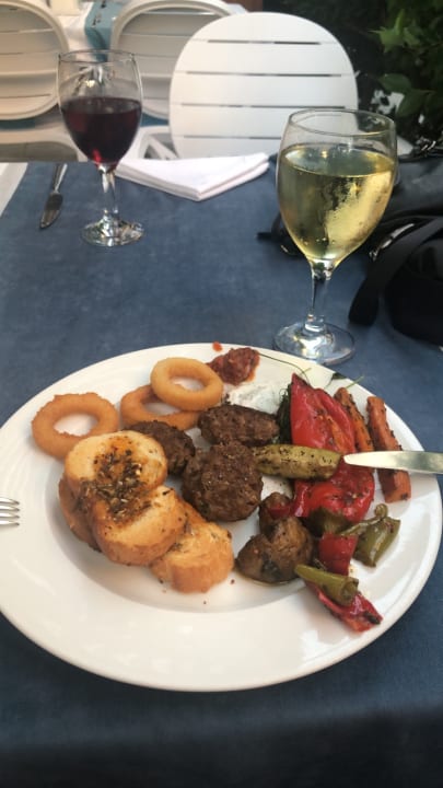 Gastro Well Palace Side