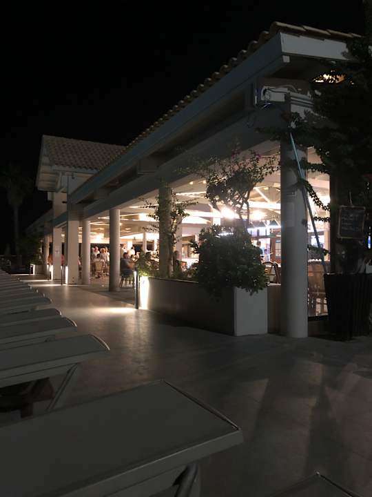 Gastro Esperides Beach Resort