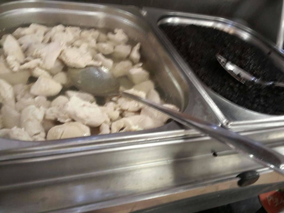 Hähnchen GRIFID Club Hotel Arabella