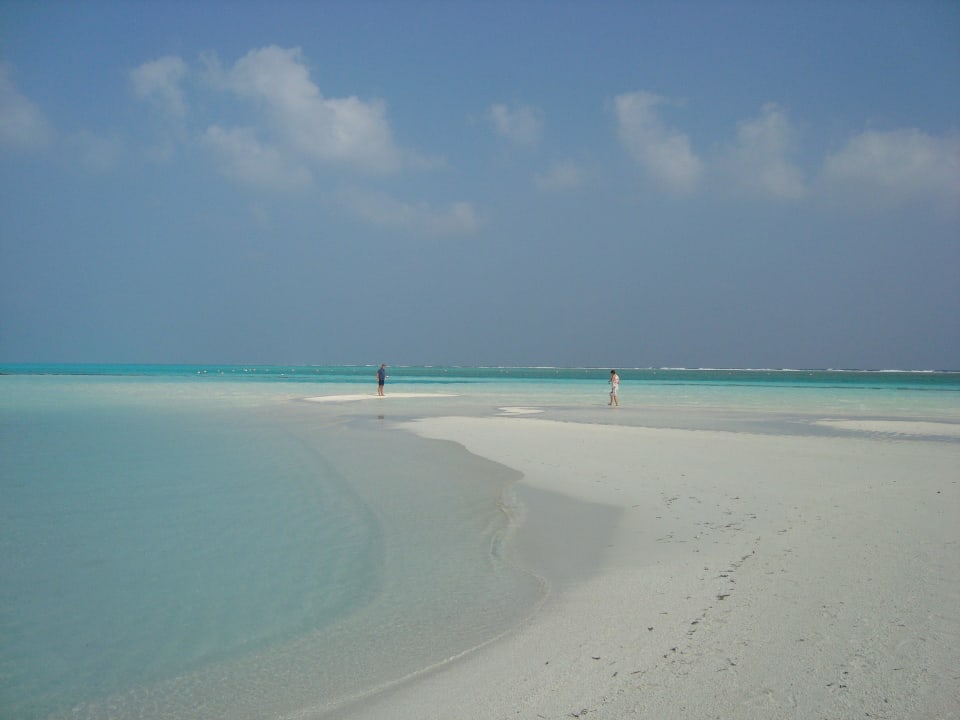Strand im Norden Meeru Maldives Resort Island