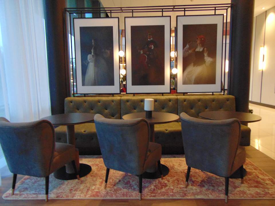 Lobby Radisson RED, Oslo Airport