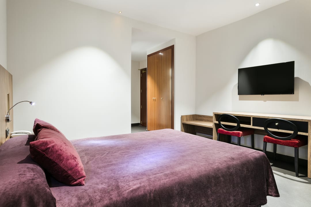 Zimmer Hotel California