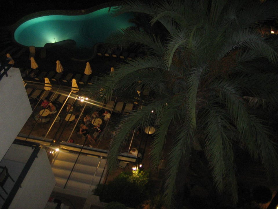 Blick aus unserem Appartment zum Pool Hipotels Bahia Grande