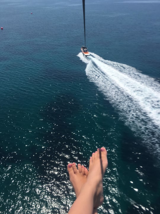 Ausblick beim Parasailing Istion Club & Spa