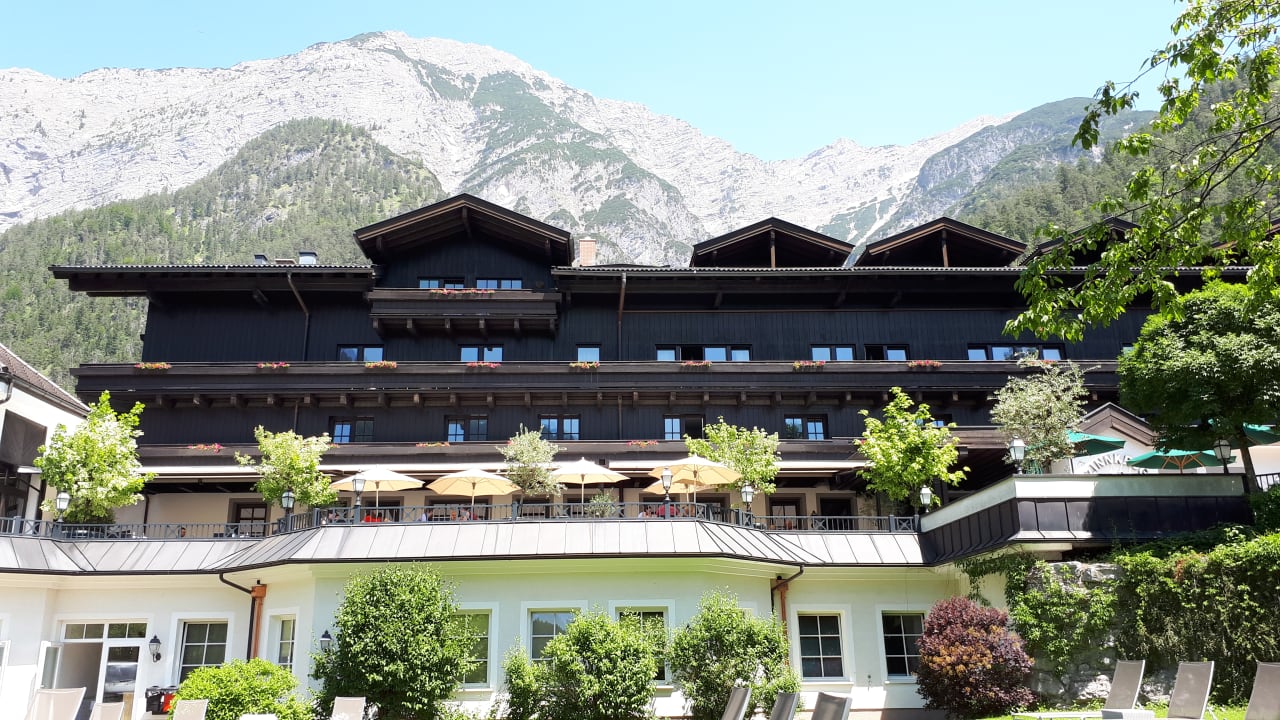 Außenansicht Hotel Gut Brandlhof