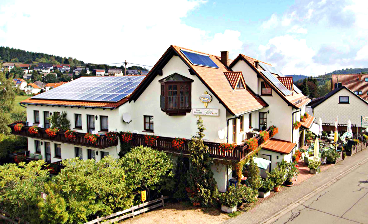 Außenansicht Hotel Seerose Bostalsee Garni