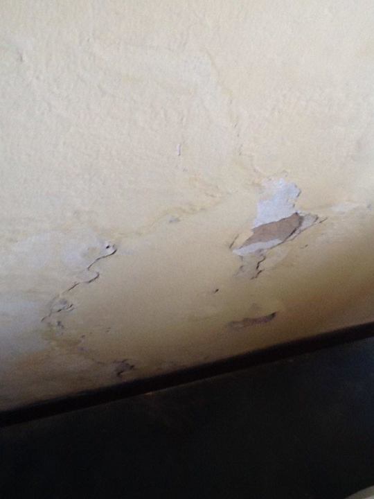 Wand im Bungalow Hotel Vila Jardim