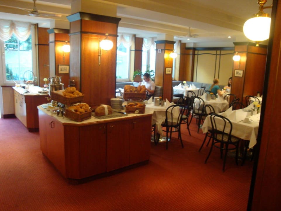 Salle pt dej Arthotel ANA Katharina