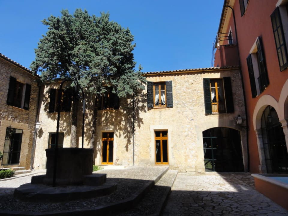 Innenhof Gran Hotel Son Net