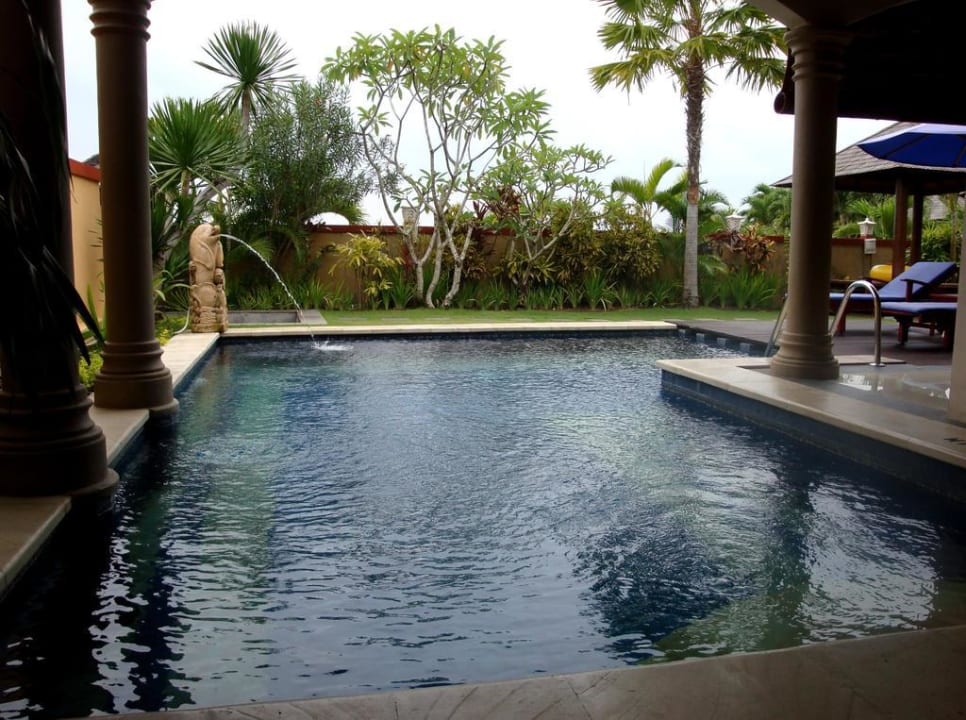 Pool Hotel The Beverly Hills Bali