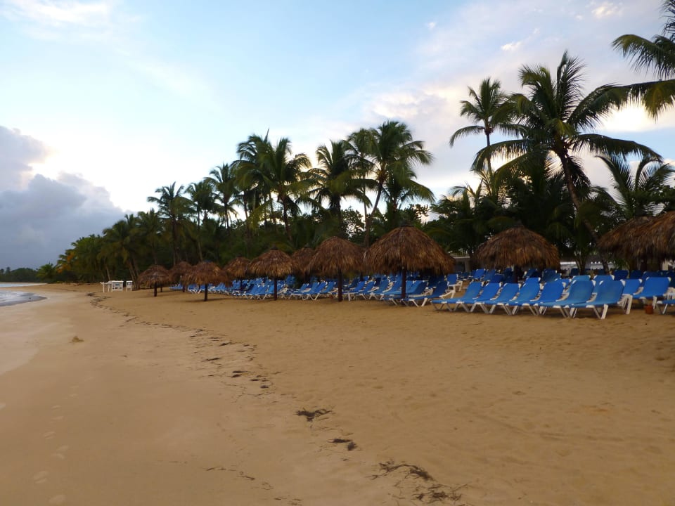 Strand morgens Bahia Principe Grand El Portillo