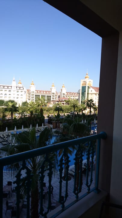 Ausblick Side Crown Palace