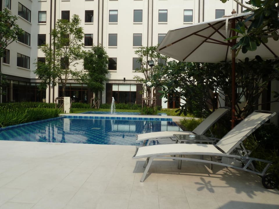 Pool ibis Hotel Bangkok Riverside