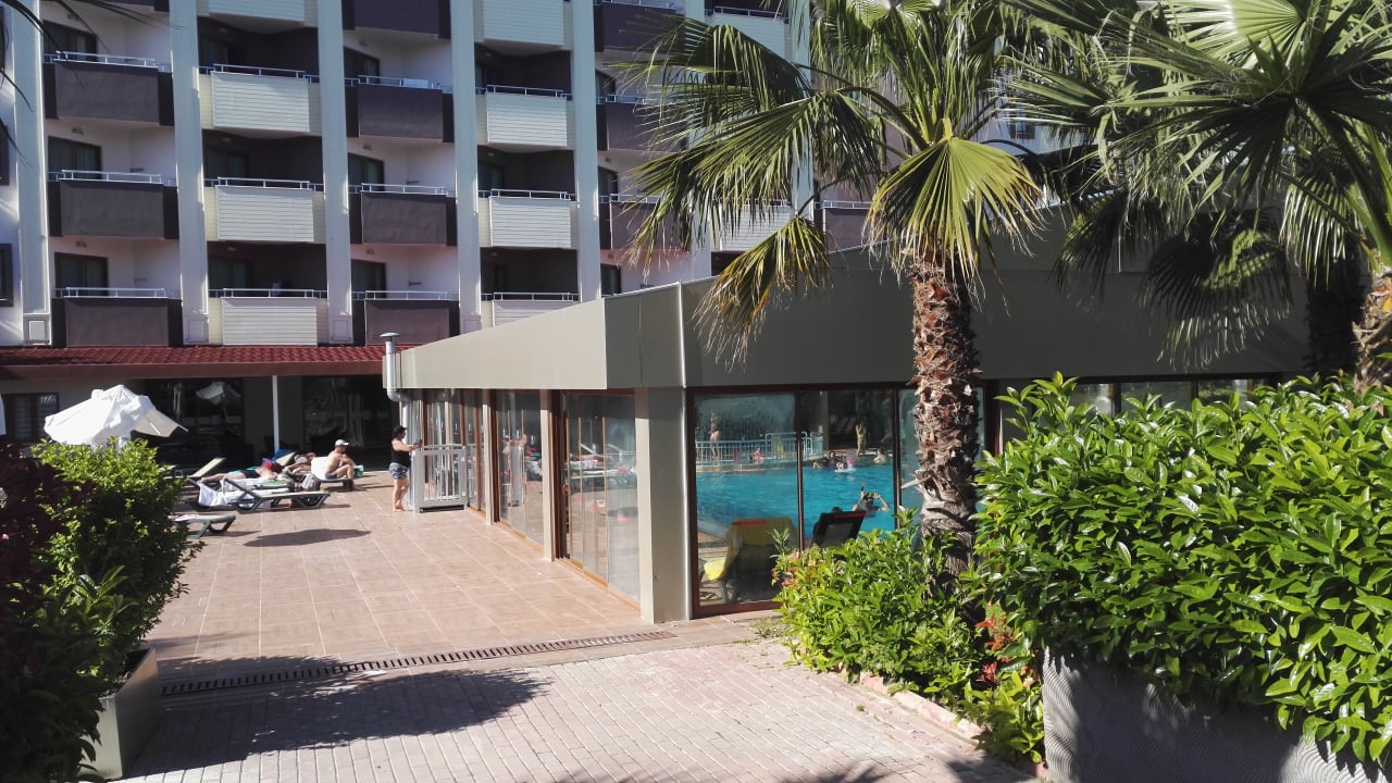 Pool Hane Family Resort