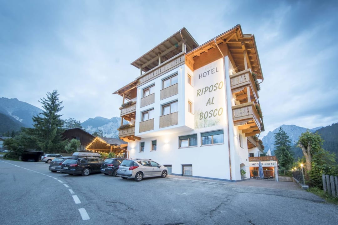 Außenansicht Hotel Riposo al Bosco
