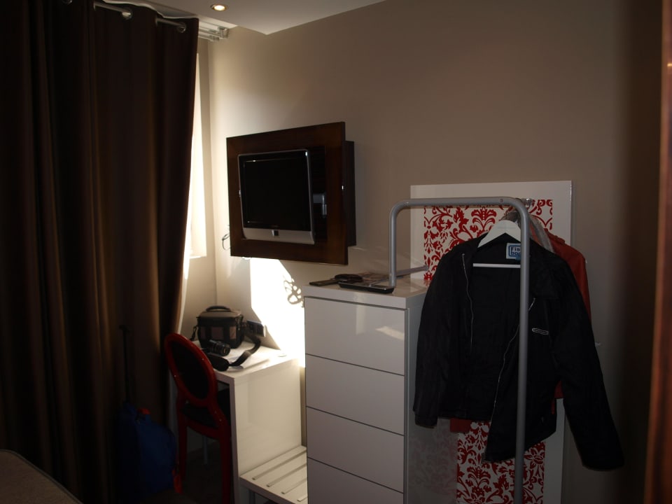 Genug Platz für 2 Personen Hotel Pavillon Nation