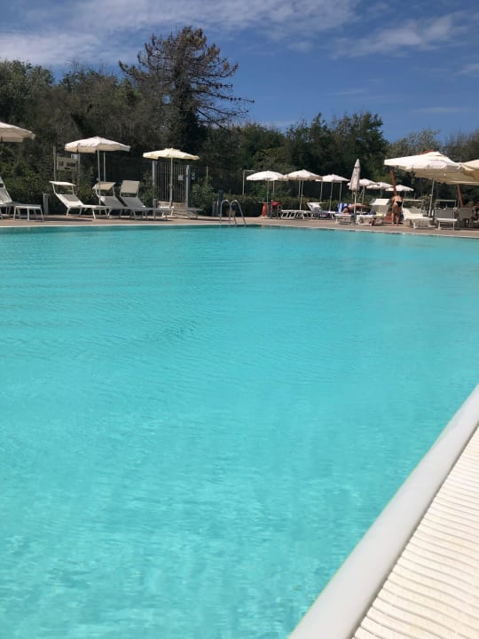 Pool Toscana Charme Resort