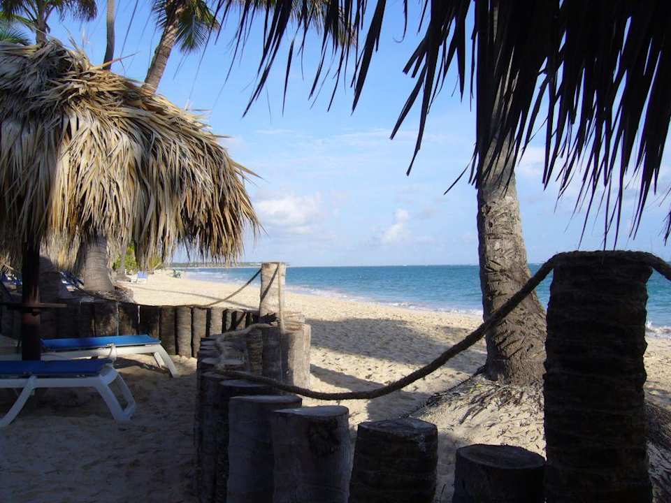 Der eingezäunte Bereich Hotel Grand Palladium Palace Resort, Spa & Casino